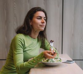 Mindful eating s UGO