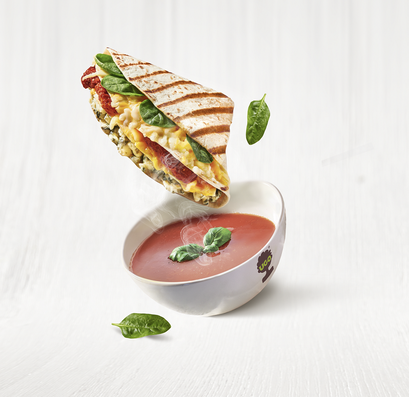 UGO foto polévka tomato quessa sýr1